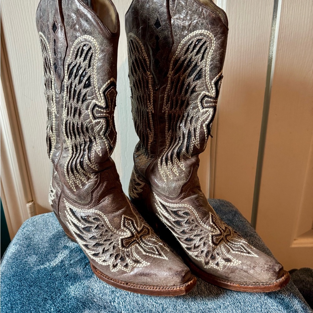 Corral Women's Embroidered Western Boots - Gray and Black